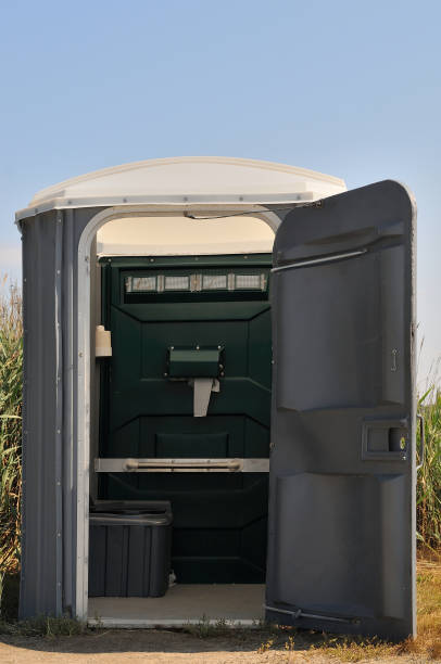 Porta potty delivery and setup in Darby, PA